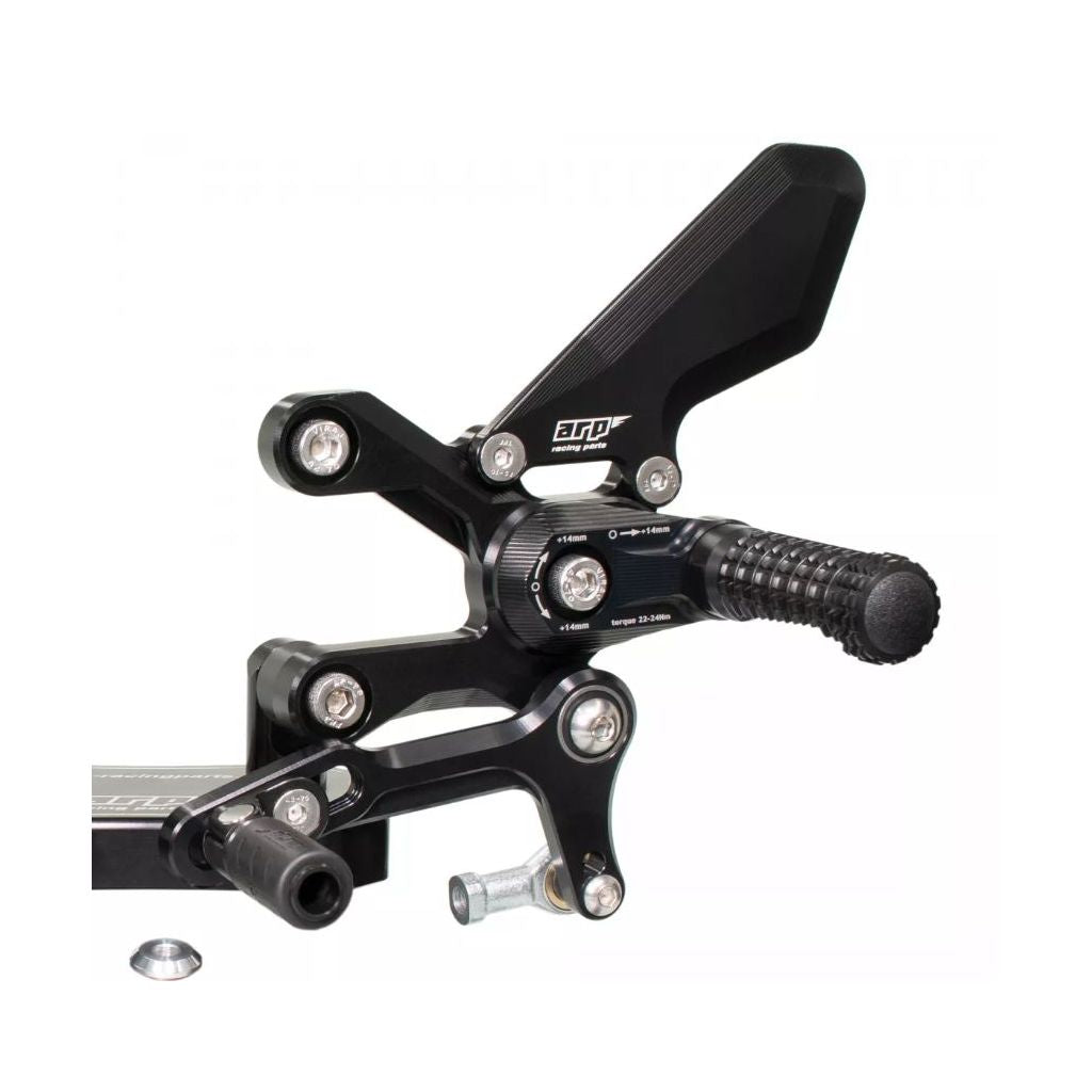 Commandes reculées ARP X-Type pour Aprilia RSV4 18-20/Tuono V4 18-20